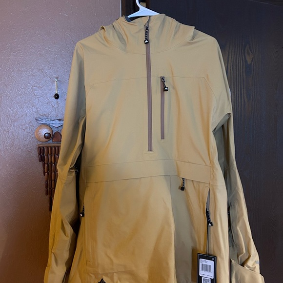 NWT strafe lynx shell - Picture 10 of 11